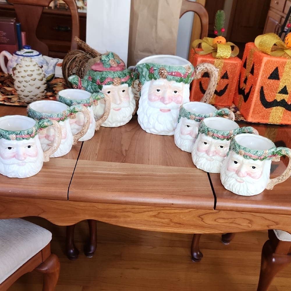 Festive Santa Claus Mug Set with Red and White Accents
